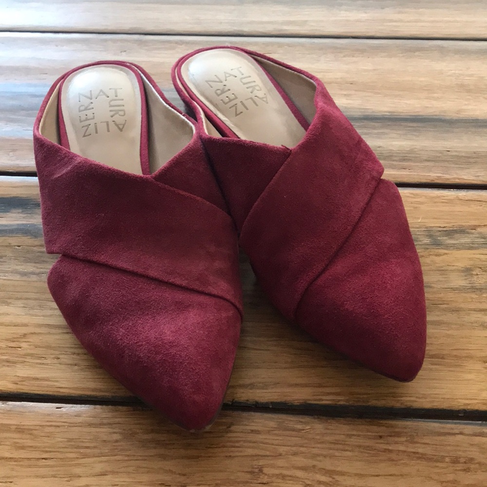 Naturalizer maroon pointed toe mule
